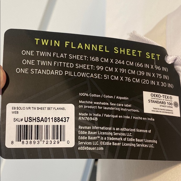 Eddie Bauer Cream Flannel Sheet Set - Picture 2 of 2